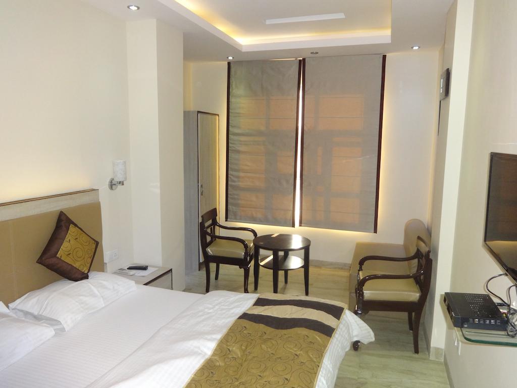 Hotel Grace Nueva Delhi Habitación foto