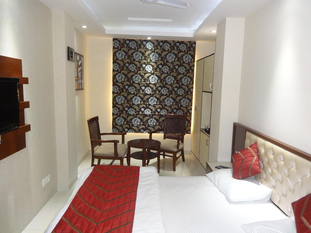 Hotel Grace Nueva Delhi Habitación foto