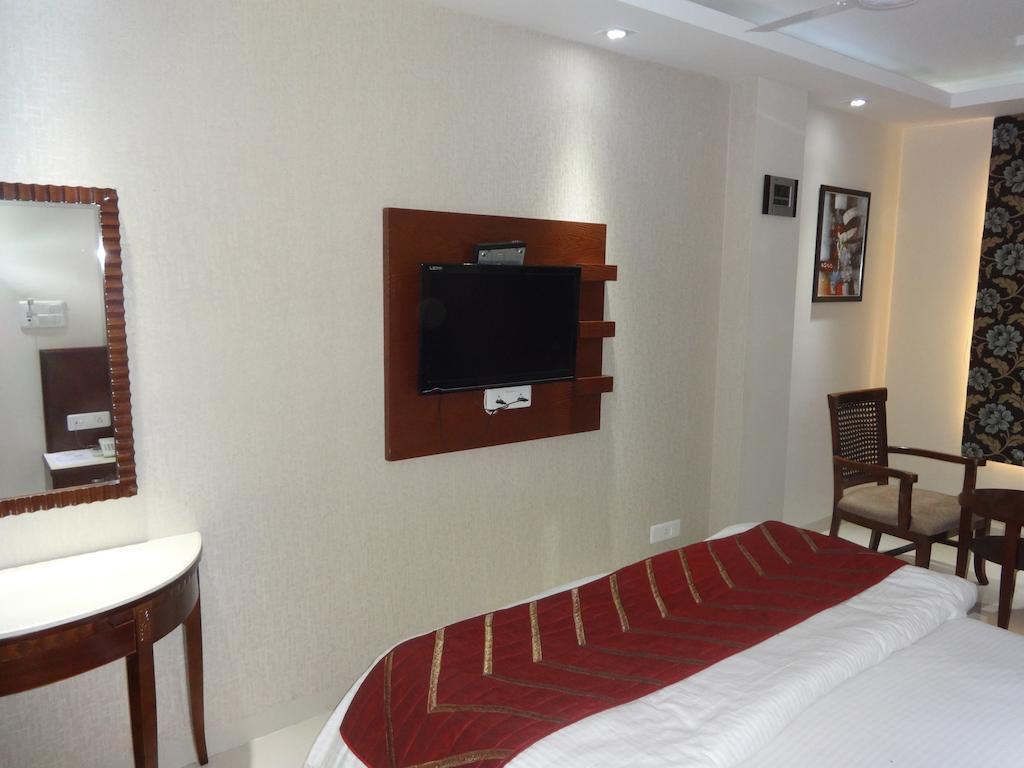 Hotel Grace Nueva Delhi Habitación foto